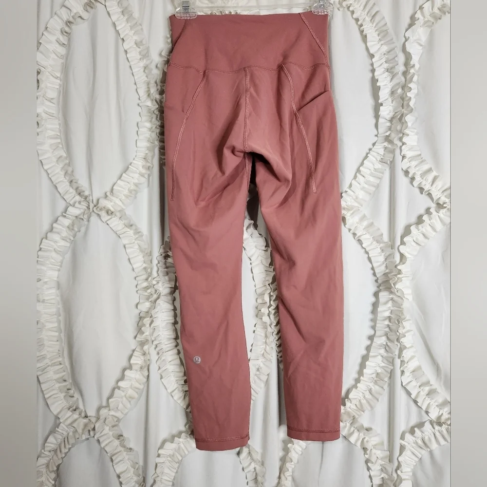 Lululemon Wunder Train High-Rise Crop 23” Pocket Leggings in Brier Rose Size 6